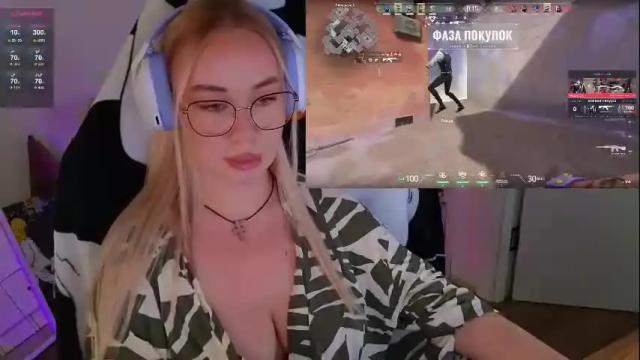 Image 4 of emili1_bc Stream on Chaturbate on 6 days ago