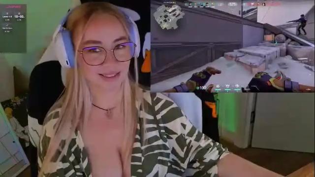 Image 8 of emili1_bc Stream on Chaturbate on 6 days ago