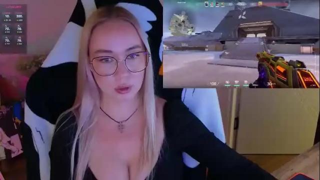 Image 2 of emili1_bc Stream on Chaturbate on 5 days ago