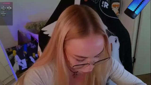 Image 8 of emili1_bc Stream on Chaturbate on 2 days ago