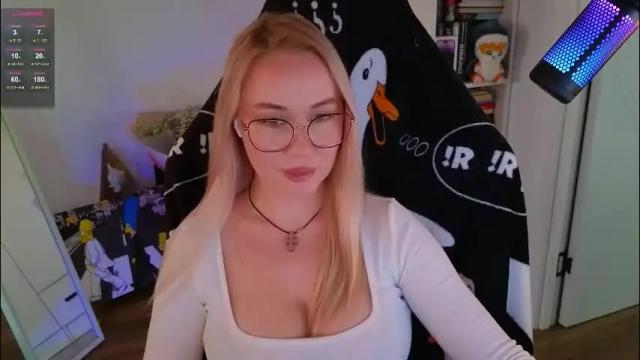 Image 11 of emili1_bc Stream on Chaturbate on 1 month ago