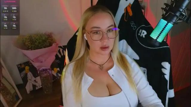 Thumbnail 3, emili1_bc's Stream at Chaturbate, 3 months ago