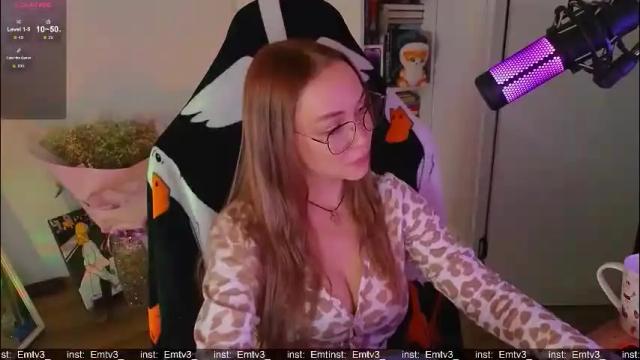 Image 8 of emili1_bc Stream on Chaturbate on 1 month ago