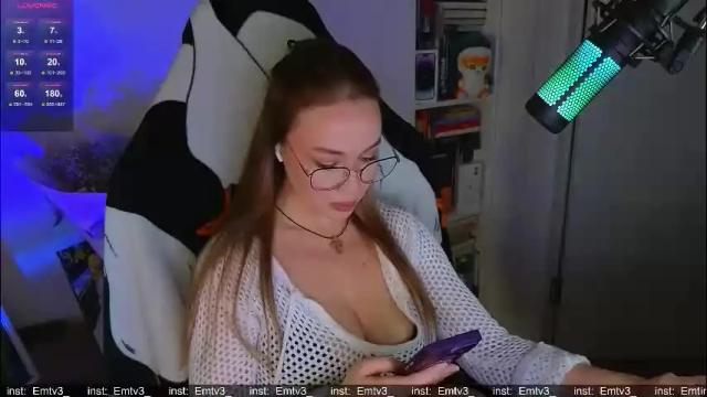 Thumbnail 3, emili1_bc's Stream at Chaturbate, 1 month ago