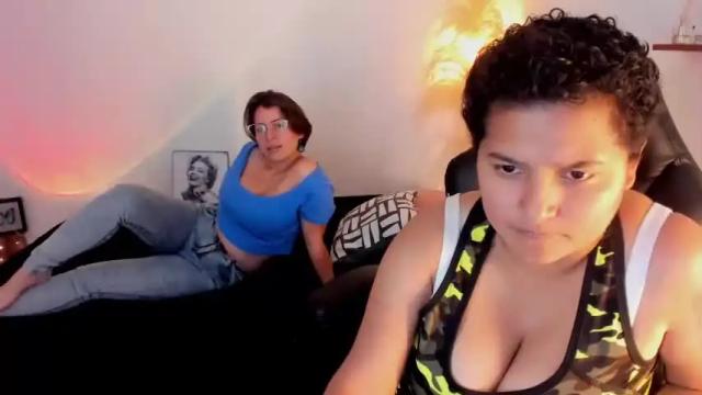 Image 2 of emili_66 Stream on Chaturbate on 18 months ago