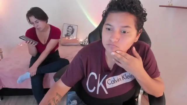 Image 2 of emili_66 Stream on Chaturbate on 17 months ago