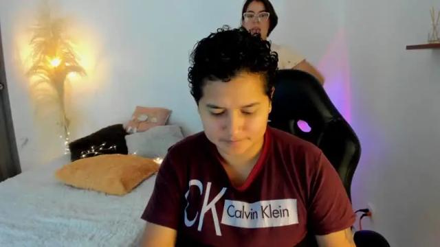 Image 7 of emili_66 Stream on Chaturbate on 17 months ago