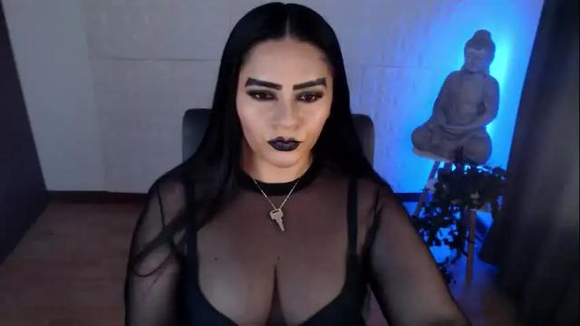Image 6 of emili_evans_ Stream on Chaturbate on 22 days ago