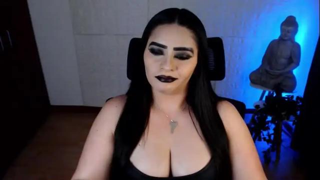 Image 10 of emili_evans_ Stream on Chaturbate on 2 days ago