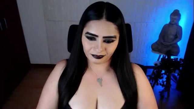 Image 3 of emili_evans_ Stream on Chaturbate on 2 days ago
