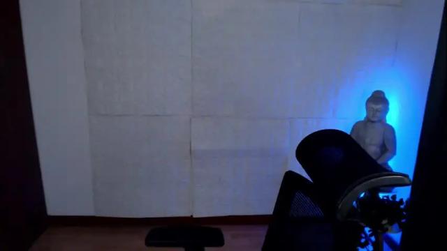 Image 11 of emili_evans_ Stream on Chaturbate on 1 month ago