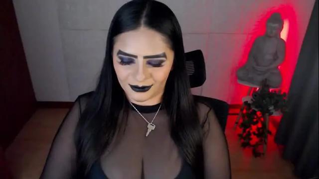 Image 11 of emili_evans_ Stream on Chaturbate on 29 days ago