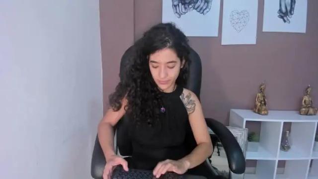 Thumbnail 1, emili_roberts's Stream at Chaturbate, 20 months ago