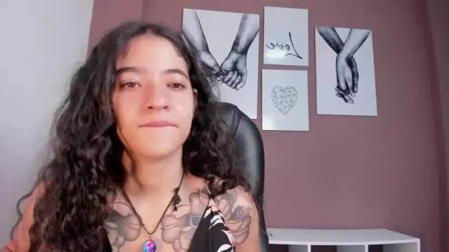 Thumbnail 1, emili_roberts's Stream at Chaturbate, 20 months ago