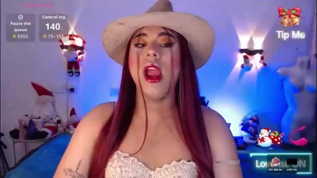 Image 4 of emili_roux Stream on Chaturbate on 26 days ago