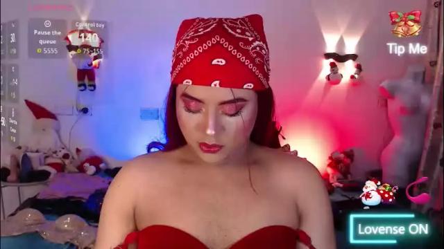 Image 12 of emili_roux Stream on Chaturbate on 22 days ago