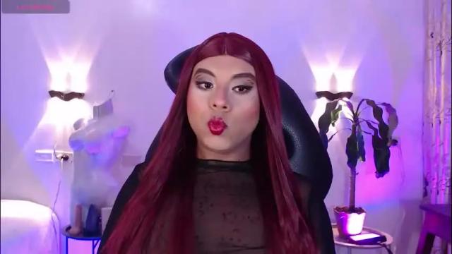 Image 3 of emili_roux Stream on Chaturbate on 1 day ago