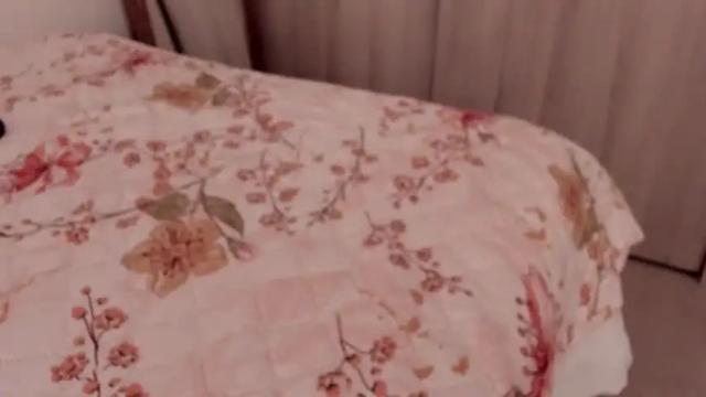 Image 11 of emilia_ghendle Stream on Chaturbate on 13 months ago