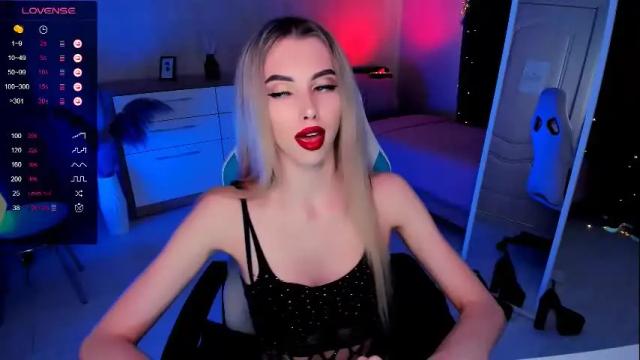 Image 2 of emilia_klar Stream on Chaturbate on 1 month ago