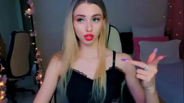 Image 8 of emilia_klar Stream on Chaturbate on 6 days ago