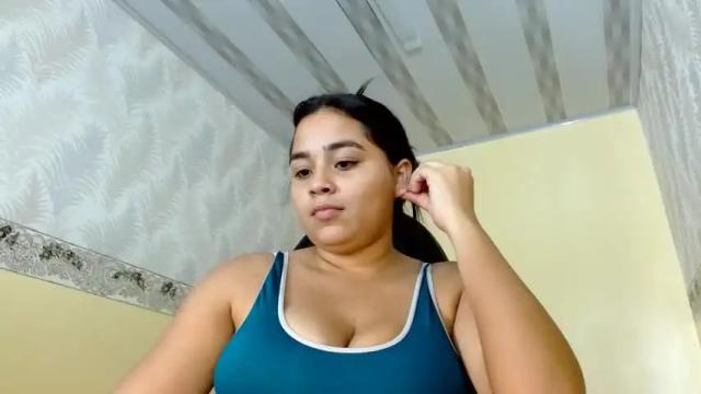 Image 6 of emilia_rouss Stream on Chaturbate on 18 months ago