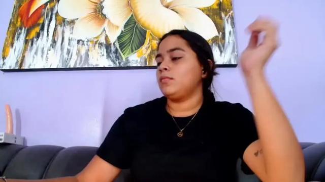 Image 3 of emilia_rouss Stream on Chaturbate on 18 months ago