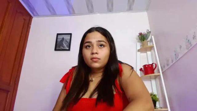 Image 10 of emilia_rouss Stream on Chaturbate on 16 months ago