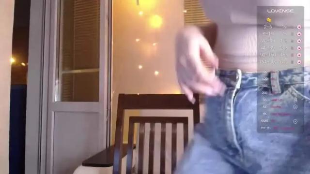 Image 10 of emiliaduchess Stream on Chaturbate on 12 months ago