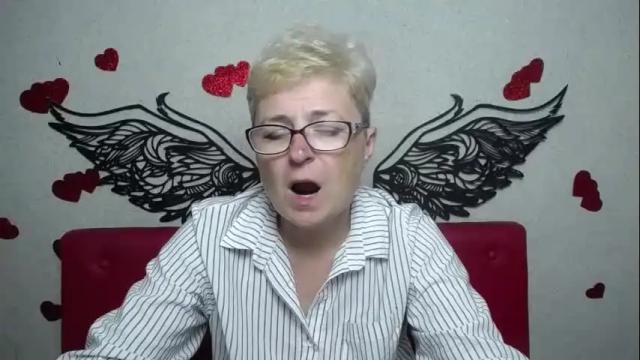 Image 6 of emiliagree Stream on Chaturbate on 1 month ago