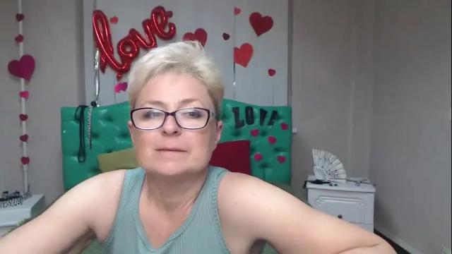 Image 12 of emiliagree Stream on Chaturbate on 1 month ago