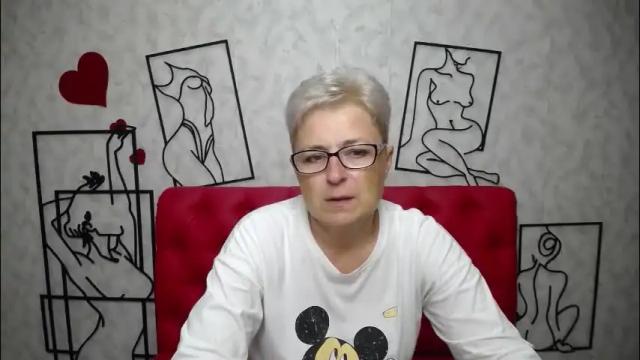 Image 2 of emiliagree Stream on Chaturbate on 2 days ago