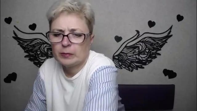 Image 3 of emiliagree Stream on Chaturbate on 1 month ago