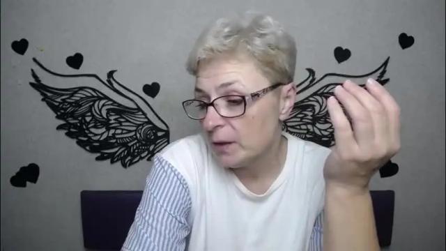 Image 6 of emiliagree Stream on Chaturbate on 1 month ago