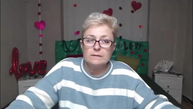 Image 12 of emiliagree Stream on Chaturbate on 1 month ago