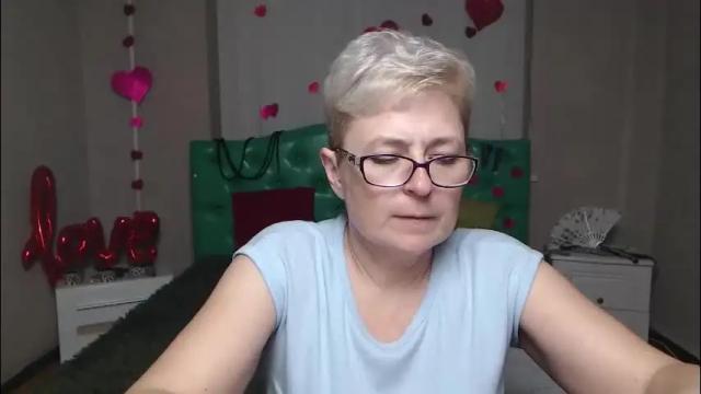 Image 4 of emiliagree Stream on Chaturbate on 1 month ago