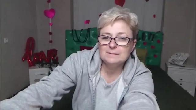 Image 4 of emiliagree Stream on Chaturbate on 1 month ago