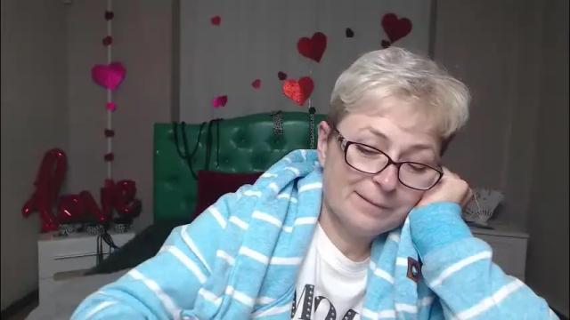 Image 10 of emiliagree Stream on Chaturbate on 1 month ago