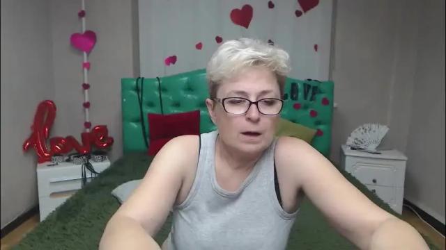 Image 11 of emiliagree Stream on Chaturbate on 1 month ago