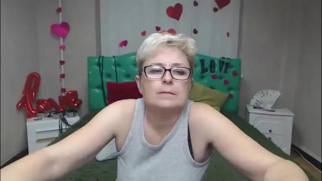 Image 12 of emiliagree Stream on Chaturbate on 1 month ago