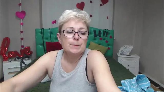 Image 2 of emiliagree Stream on Chaturbate on 1 month ago