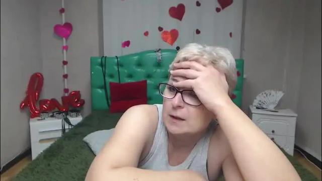 Image 8 of emiliagree Stream on Chaturbate on 1 month ago