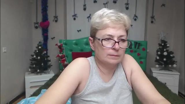 Image 10 of emiliagree Stream on Chaturbate on 1 month ago