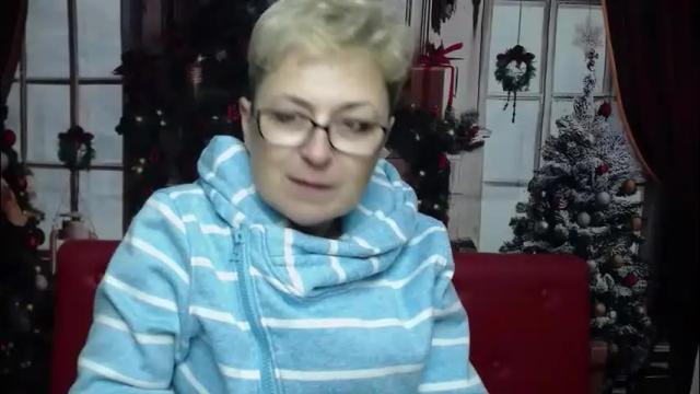 Image 4 of emiliagree Stream on Chaturbate on 1 month ago