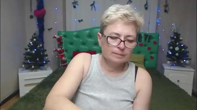 Image 7 of emiliagree Stream on Chaturbate on 27 days ago