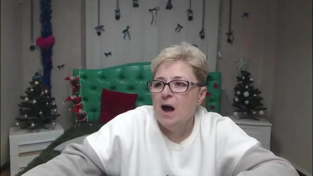 Image 11 of emiliagree Stream on Chaturbate on 25 days ago