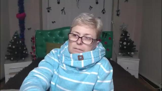 Image 10 of emiliagree Stream on Chaturbate on 17 days ago