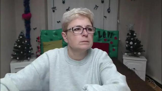 Image 2 of emiliagree Stream on Chaturbate on 8 days ago