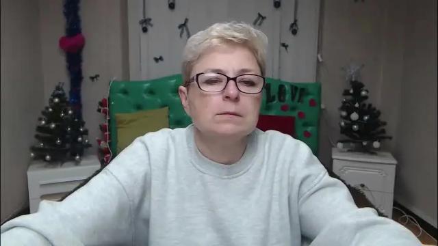 Image 3 of emiliagree Stream on Chaturbate on 8 days ago