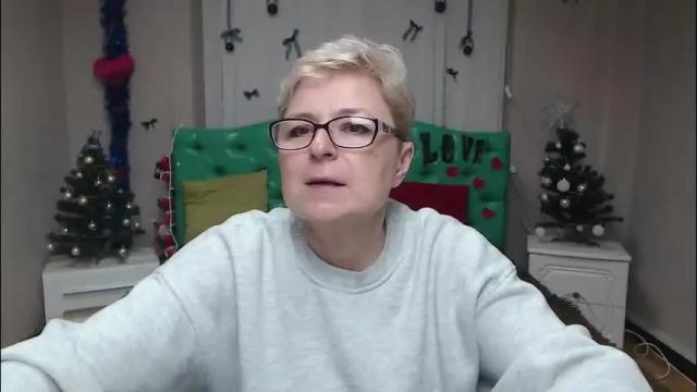 Image 6 of emiliagree Stream on Chaturbate on 8 days ago