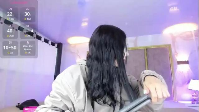 Image 2 of emiliaponce Stream on Chaturbate on 17 days ago